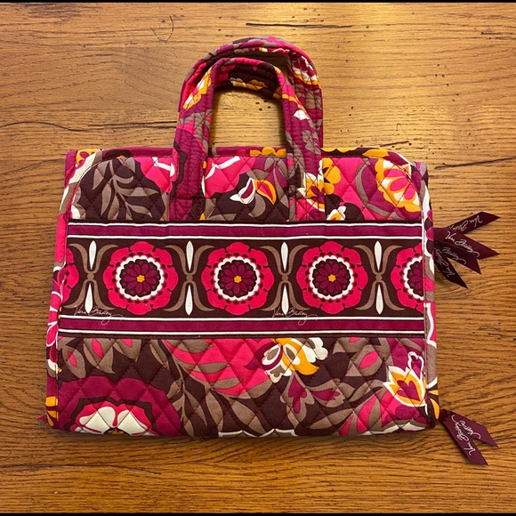vera bradley toiletry bag